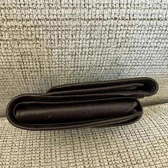 Brighton Trifold Wallet - Picture 4 of 11